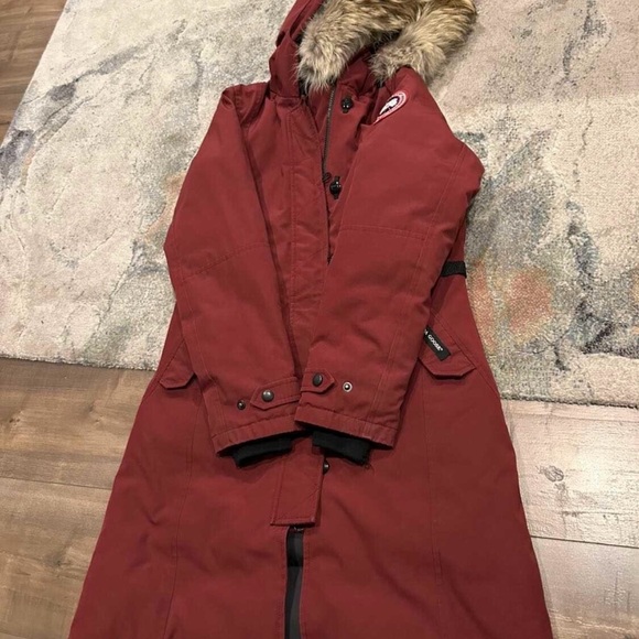 Canada Goose parka - Picture 4 of 4
